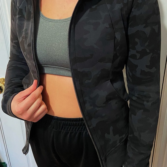 Lululemon Scuba Hoodie! - Picture 2 of 6